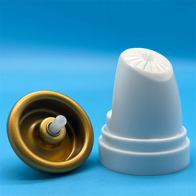 Dispenser de mousse à cheveux aérosol antiadhésif à contrôle ultime pour le coiffage masculin avec poignée de finition mate.