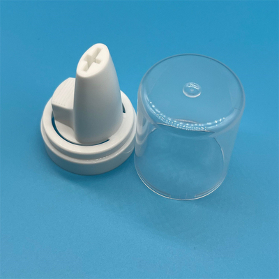 Une pompe à mousse compacte pour les cheveux pour les voyages et le coiffage en déplacement.