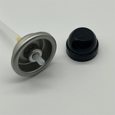 Valve à aérosol de pulvérisation de déodorant pour une distribution uniforme