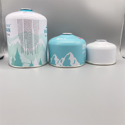Des canettes d'aérosol rechargeables écologiques pour le nettoyage domestique - conception durable, réutilisation facile