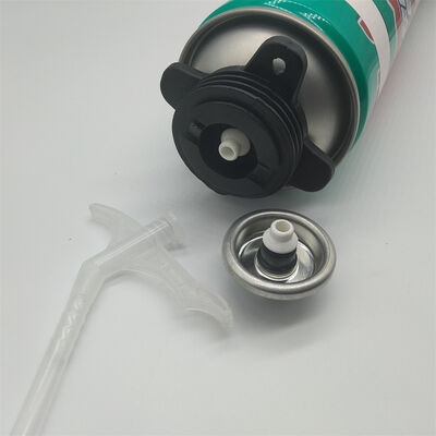 Valve en mousse en PU pour la pulvérisation précise de mousse de polyuréthane dans les projets de construction