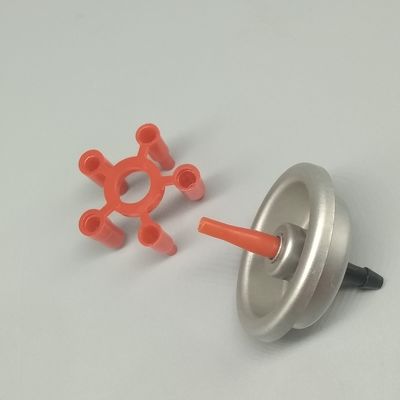 Valve de recharge pour cartouches de gaz butane utilisées dans les briquets de cuisine et utilitaires