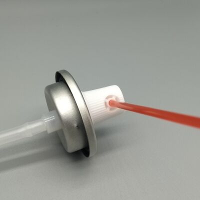 Valve aérosol compatible WD-40 avec contrôle de pulvérisation lisse et précis pour les canettes de lubrifiants polyvalents