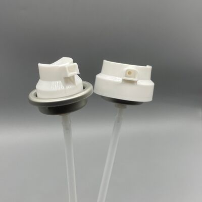 Une soupape en mousse de rasage aérosol avancée conçue pour un teint dense, confortable et luxueux