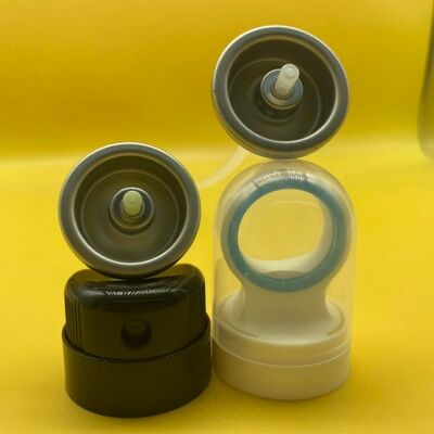 Une vanne aérosol innovante pour les formulations de crèmes solaires avec pulvérisation propre et distribution constante